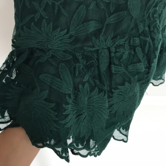Emerald green lace mini dress! - Picture 2 of 3